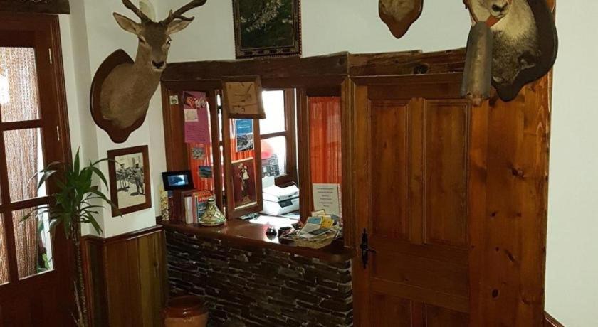 Apartamentos Siete Lagunas Trevélez エクステリア 写真